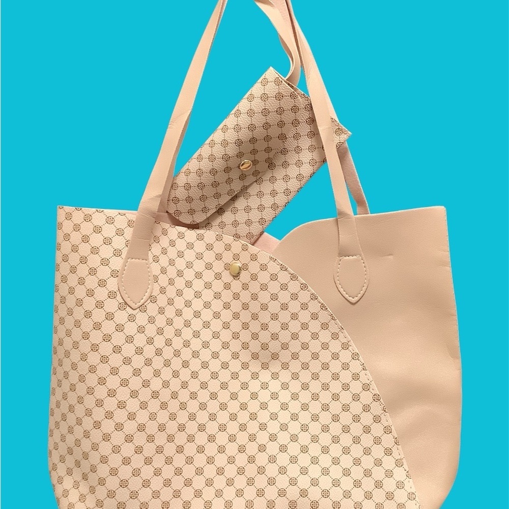 Dusty Rose/Cream Geometric Tote Bag & matching wristlet.Versatile for Everyday.